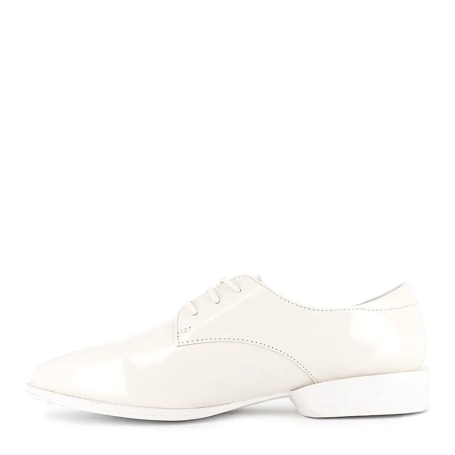 BARRICK - WHITE PATENT LEATHER