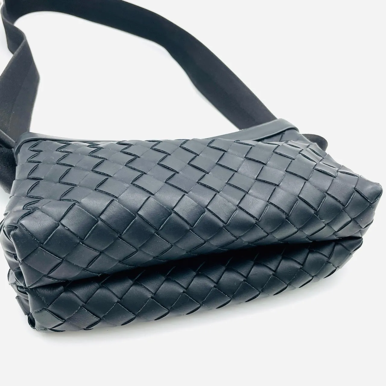 BOTTEGA VENETA Intrecciato Shoulder Bag