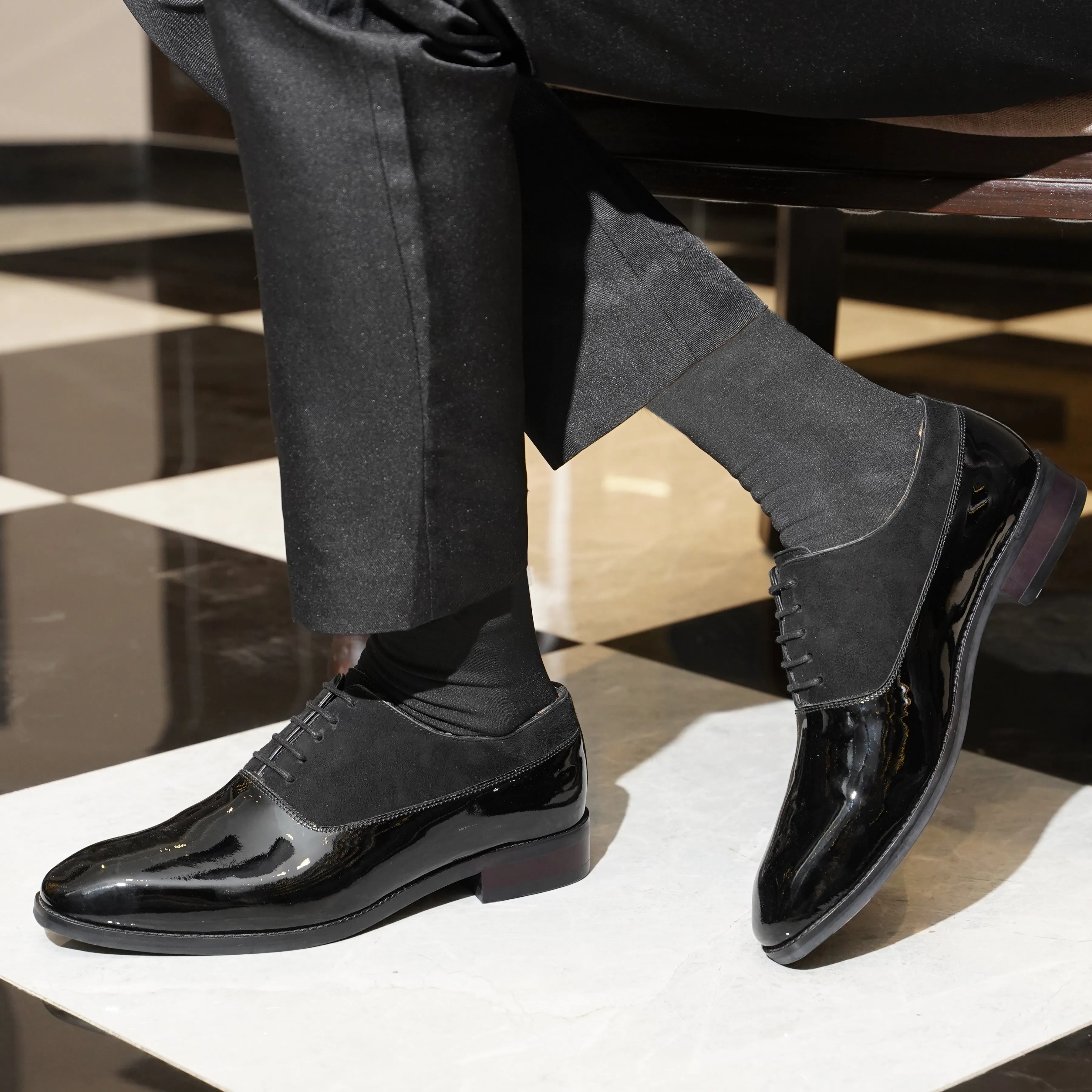 Camenca - Men's Black Patent Leather and Kid Suede Oxford Shoe