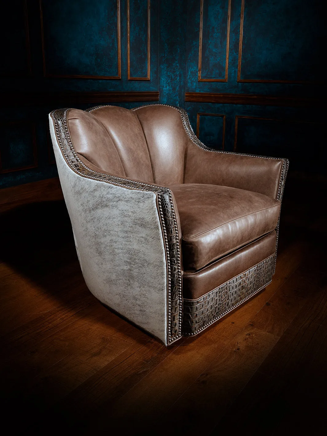 Free Range Western Swivel Chair