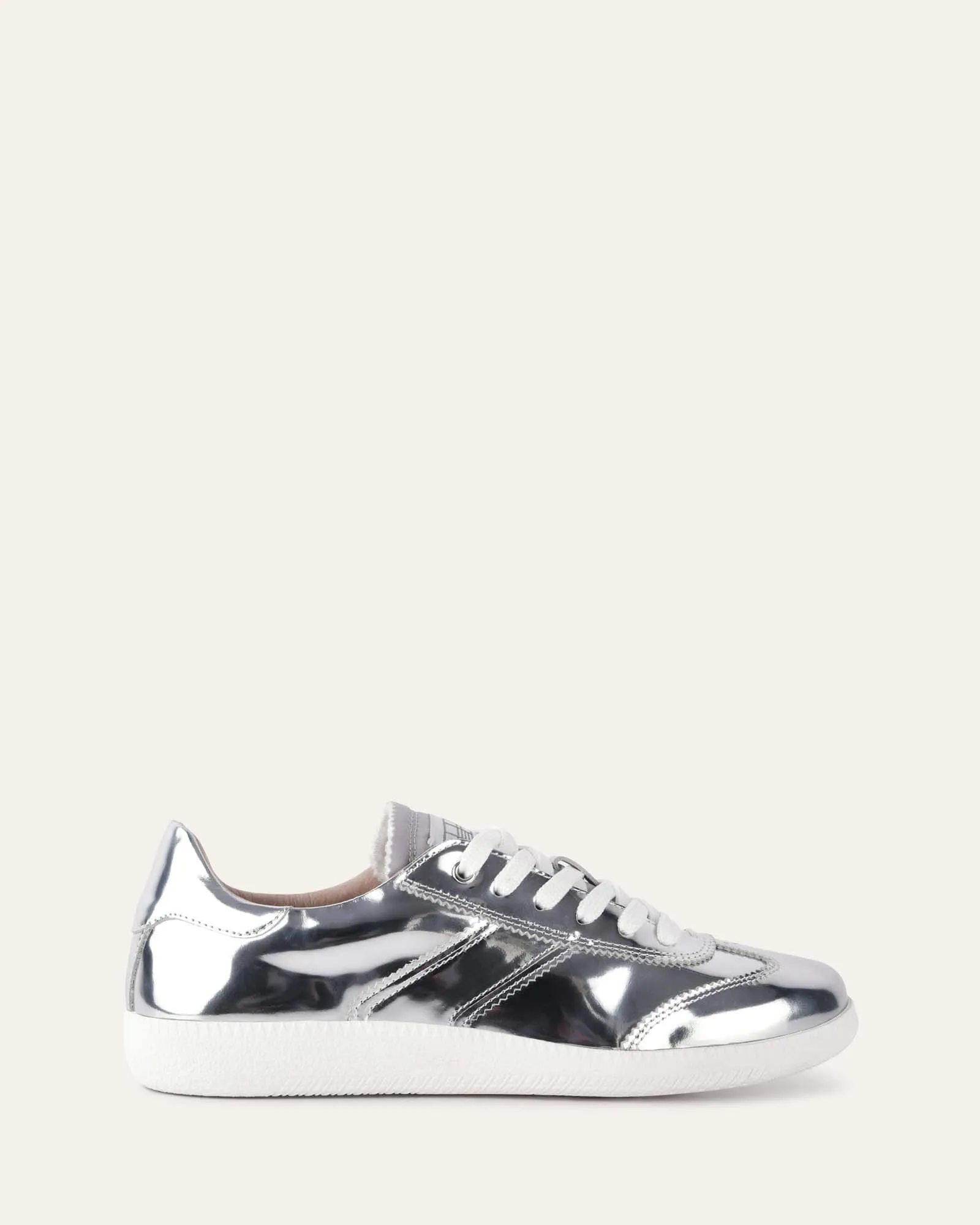 LOLA SNEAKERS SILVER PATENT